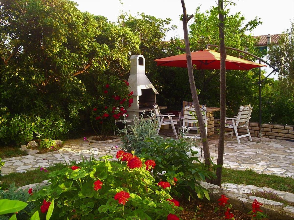 Apartmani Milena Barbat na Rabu Exteriér fotografie
