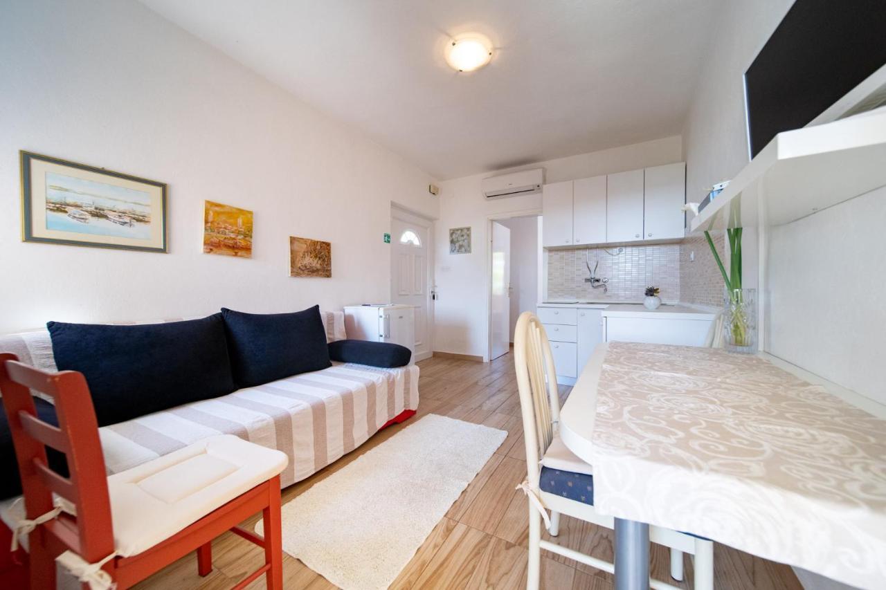 Apartmani Milena Barbat na Rabu Exteriér fotografie