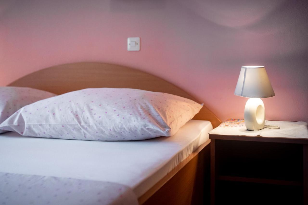 Apartmani Milena Barbat na Rabu Exteriér fotografie