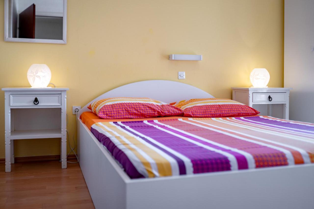 Apartmani Milena Barbat na Rabu Exteriér fotografie